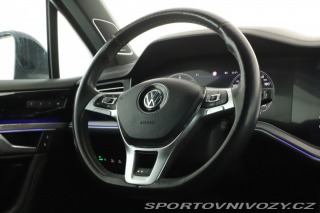 Volkswagen Ostatní modely Touareg R-Line 3.0 TDI 2020