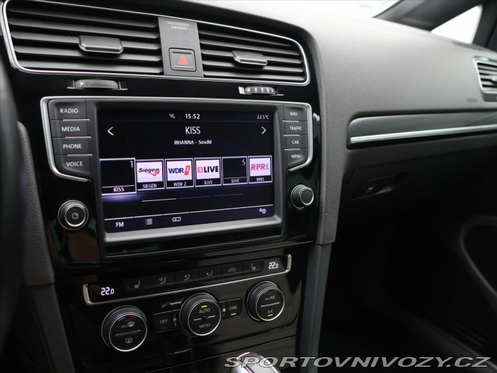Volkswagen Golf 2,0 TSI R 221kW 4Motion D 2015