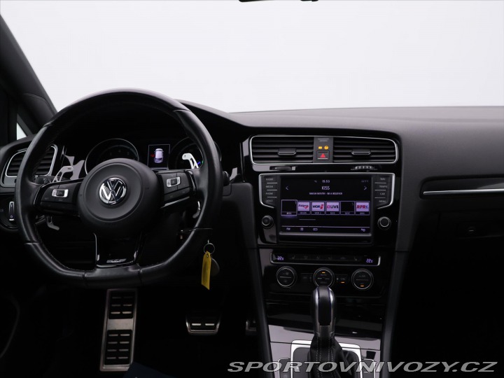 Volkswagen Golf 2,0 TSI R 221kW 4Motion D 2015