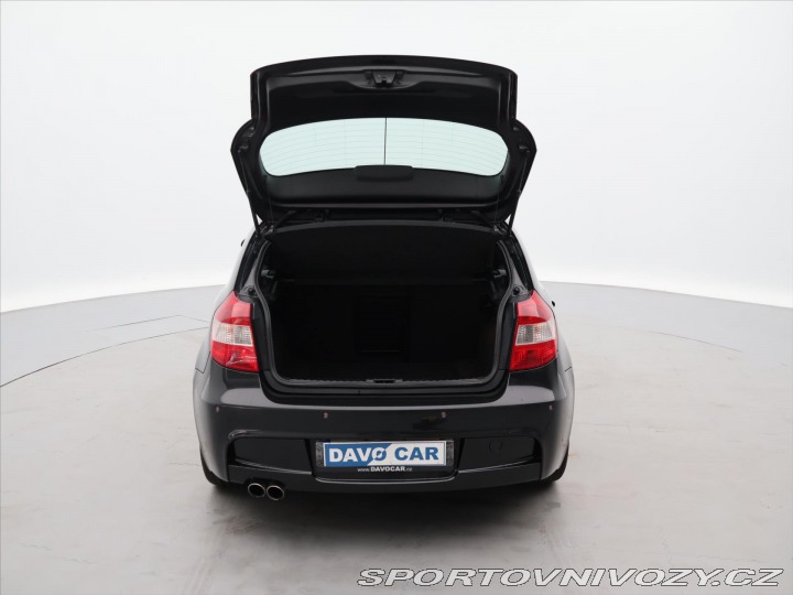 BMW 1 3,0 130i 209kW Aut.Klima 2006
