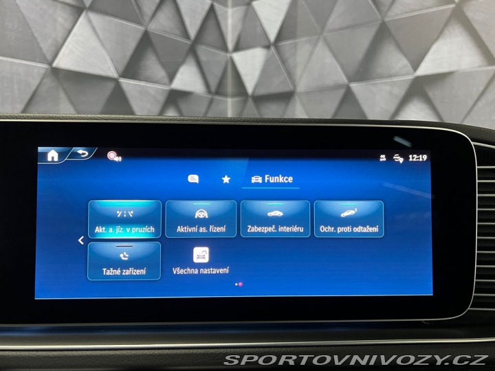 Mercedes-Benz Ostatní modely 450d 4M AMG, EL. TAŽNÉ, M 2025