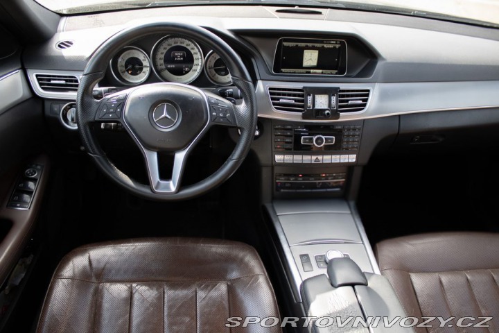 Mercedes-Benz E AMG paket, 100% stav. 2013