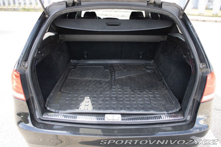 Mercedes-Benz E AMG paket, 100% stav. 2013
