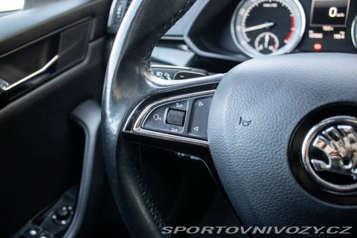 Škoda Superb Combi  2.0 TSI 4x4 L& 2016