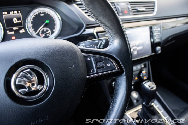 Škoda Superb Combi  2.0 TSI 4x4 L& 2016
