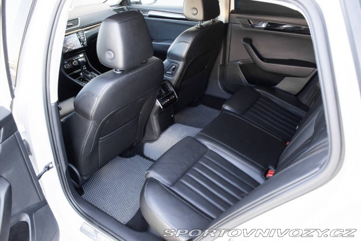 Škoda Superb Combi  2.0 TSI 4x4 L& 2016