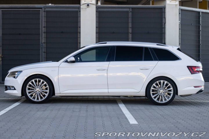 Škoda Superb Combi  2.0 TSI 4x4 L& 2016