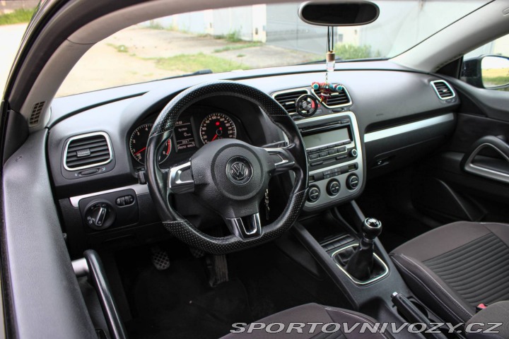 Volkswagen Scirocco 1.4 TSI / AJ NA SPLÁTKY 2009