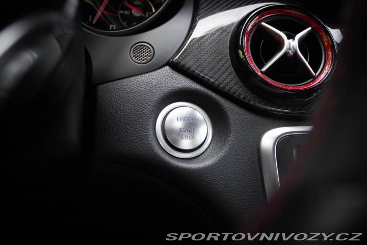 Mercedes-Benz CLA Kupé  AMG 45S 4MATIC / AJ 2016
