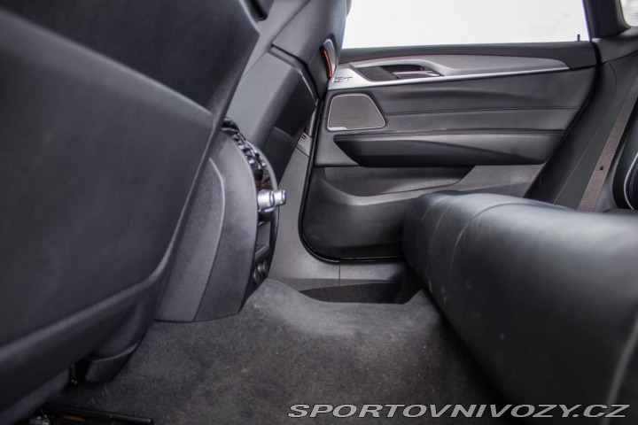 BMW 6 GT xDrive Gran Tourismo 2019