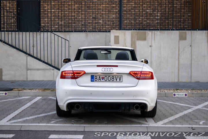 Audi A5 Cabriolet 2.0 T FSI 211k 2009