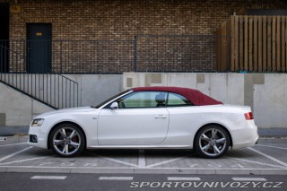Audi A5 Cabriolet  2.0 T FSI 211k 2009