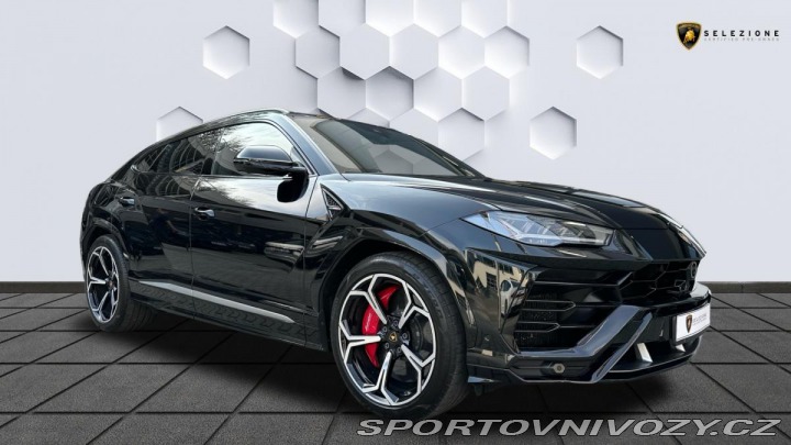 Lamborghini Urus 4-místo / NEZ. TOPENÍ / Z 2019