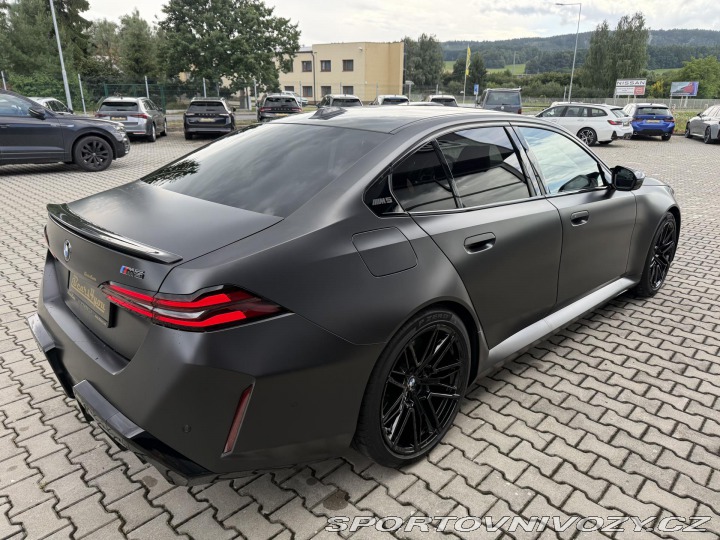 BMW M5 ULTIMATE FROZEN DEEP KARB 2026