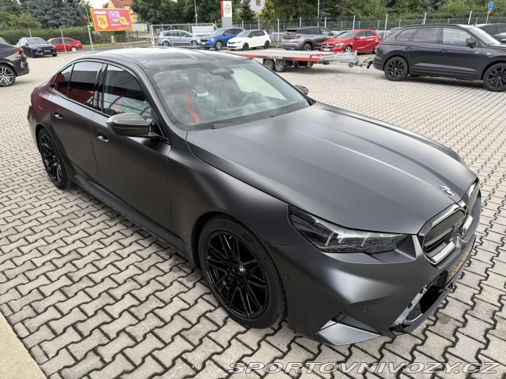 BMW M5 ULTIMATE FROZEN DEEP KARB 2026