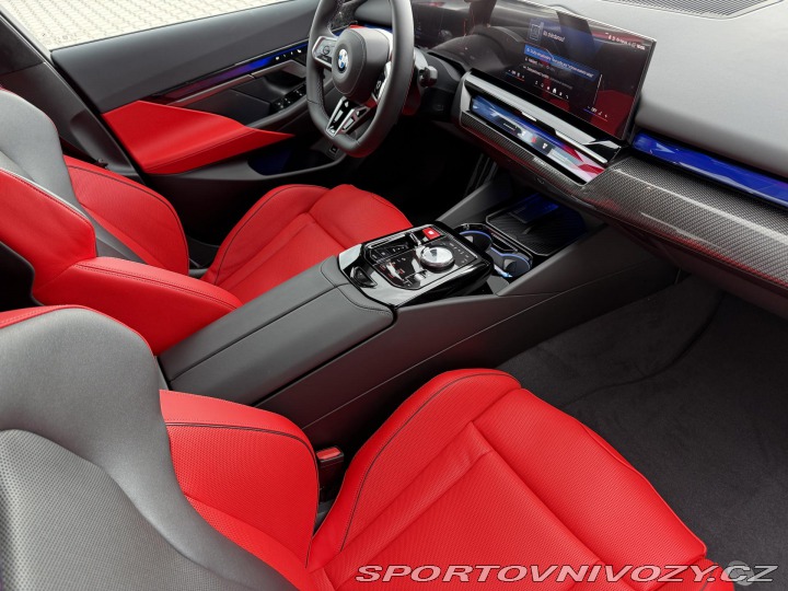 BMW M5 ULTIMATE FROZEN DEEP KARB 2026
