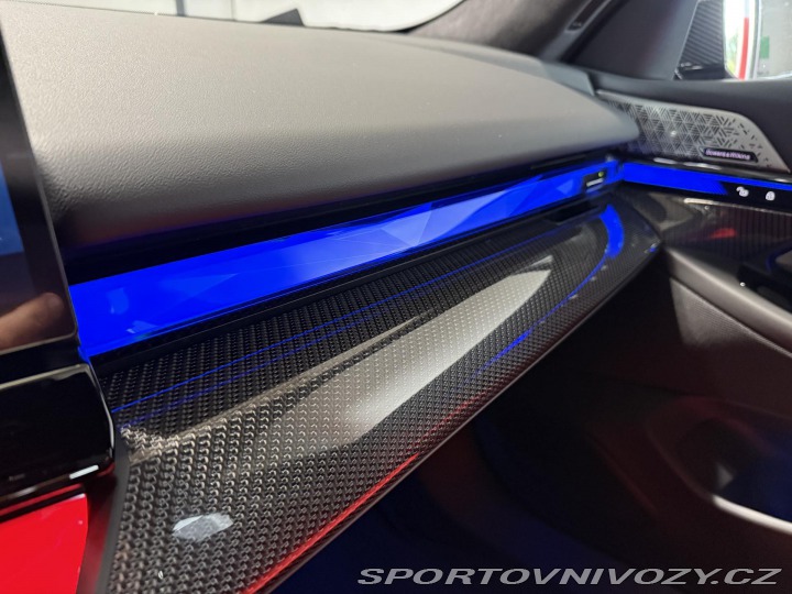 BMW M5 ULTIMATE FROZEN DEEP KARB 2026