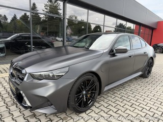BMW M5 ULTIMATE FROZEN DEEP KARB 2026