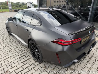 BMW M5 ULTIMATE FROZEN DEEP KARB 2026