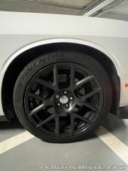 Dodge Challenger 6,4 ScatPack SRT 2016