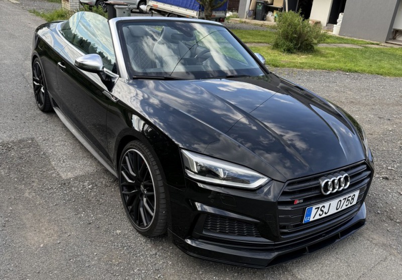 Audi S5 