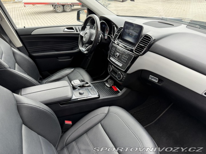 Mercedes-Benz Ostatní modely GLE 43 AMG 287kW 4 MATIC PANO 2017
