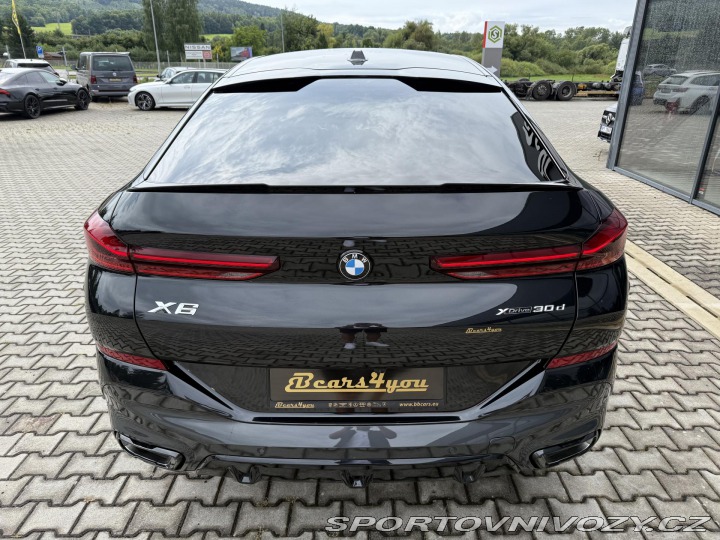 BMW X6 30XD 210kW M-PAKET VZDUCH 2026