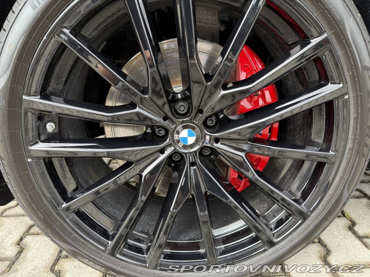 BMW X6 30XD 210kW M-PAKET VZDUCH 2026