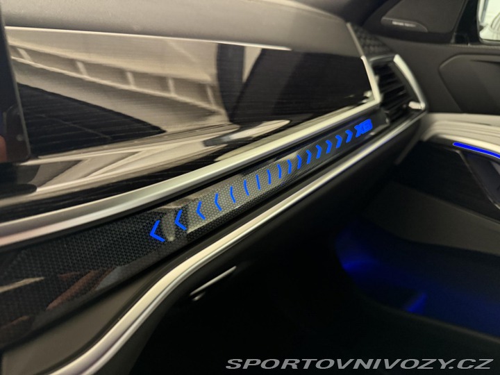 BMW X6 30XD 210kW M-PAKET VZDUCH 2026