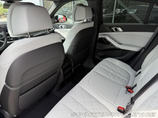 BMW X6 30XD 210kW M-PAKET VZDUCH 2026