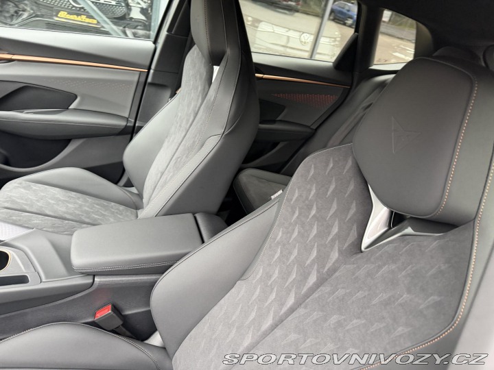 Cupra Terramar 2.0TSI 150kW 4WD R20 ZÁRU 2026