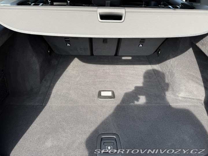 BMW 3 330i XDRIVE 180kW M-PAKET 2025
