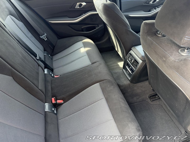 BMW 3 330i XDRIVE 180kW M-PAKET 2025