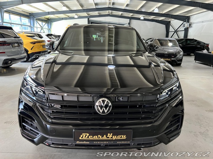 Volkswagen Ostatní modely Touareg 3.0 TDI 210kW R-LINE EXCL 2024