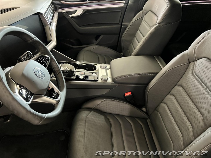 Volkswagen Ostatní modely Touareg 3.0 TDI 210kW R-LINE EXCL 2024
