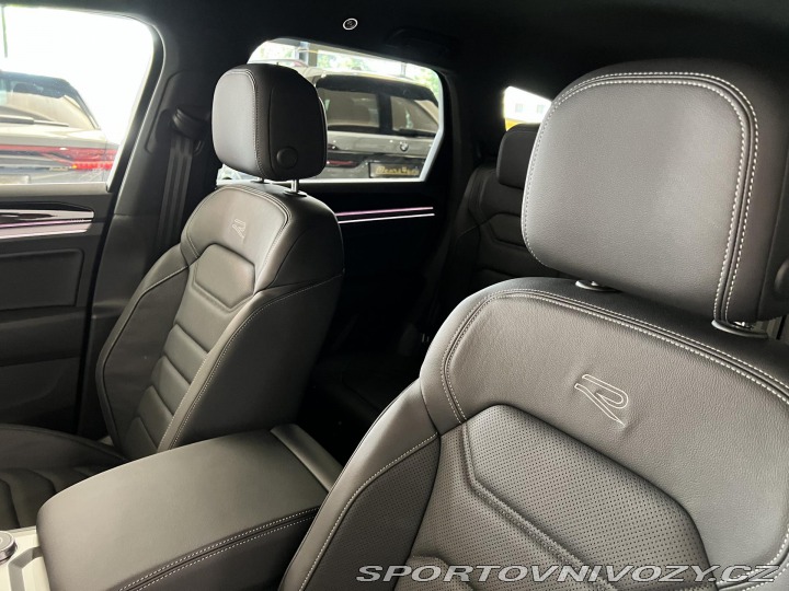 Volkswagen Ostatní modely Touareg 3.0 TDI 210kW R-LINE EXCL 2024