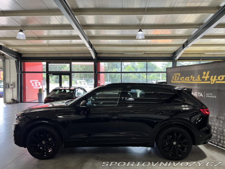 Volkswagen Ostatní modely Touareg 3.0 TDI 210kW R-LINE EXCL 2024