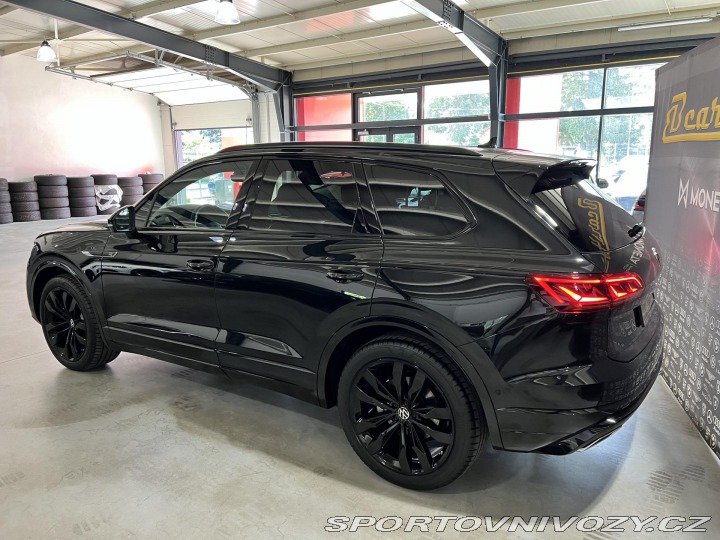 Volkswagen Ostatní modely Touareg 3.0 TDI 210kW R-LINE EXCL 2024