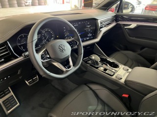 Volkswagen Ostatní modely Touareg 3.0 TDI 210kW R-LINE EXCL 2024