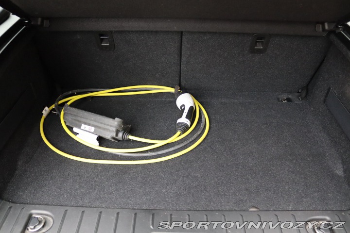 BMW i3 REX 125kW 94Ah ČR 2020