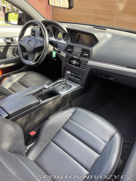 Mercedes-Benz E 2011