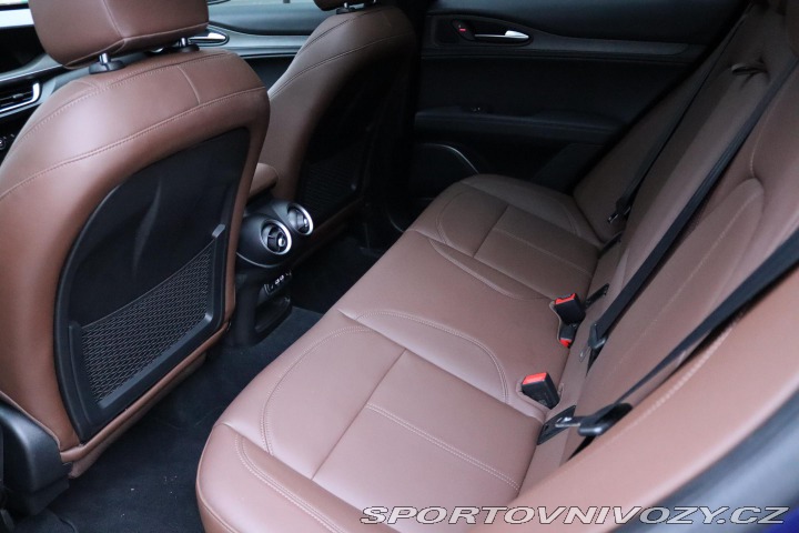 Alfa Romeo Stelvio 2.0TI Q4 206kW DPH 6 TIS 2023