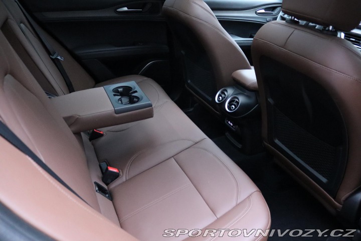 Alfa Romeo Stelvio 2.0TI Q4 206kW DPH 6 TIS 2023