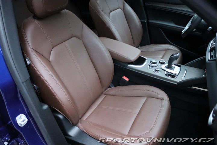 Alfa Romeo Stelvio 2.0TI Q4 206kW DPH 6 TIS 2023