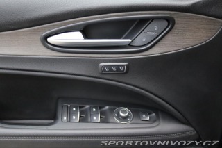 Alfa Romeo Stelvio 2.0TI Q4 206kW DPH 6 TIS 2023