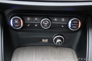 Alfa Romeo Stelvio 2.0TI Q4 206kW DPH 6 TIS 2023