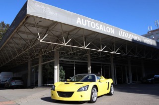 Opel Speedster 2.2 16V 108kW 23 TIS KM Č