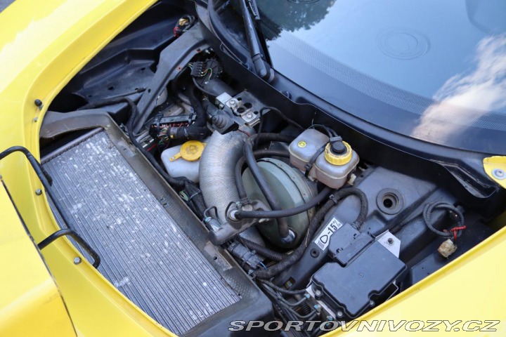 Opel Speedster 2.2 16V 108kW 23 TIS KM Č 2002