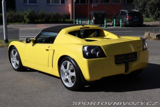 Opel Speedster 2.2 16V 108kW 23 TIS KM Č 2002