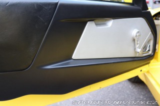 Opel Speedster 2.2 16V 108kW 23 TIS KM Č 2002